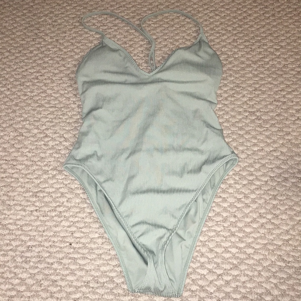 Forever 21 One Piece